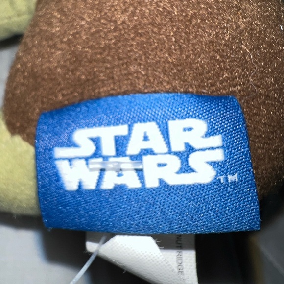 Disney Star Wars Yoda Plush - Picture 4 of 5
